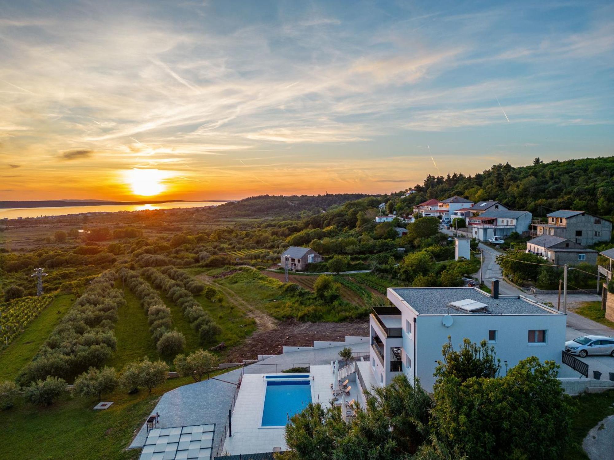 Villa Suton Zadarvillas Podvrsje Exterior photo